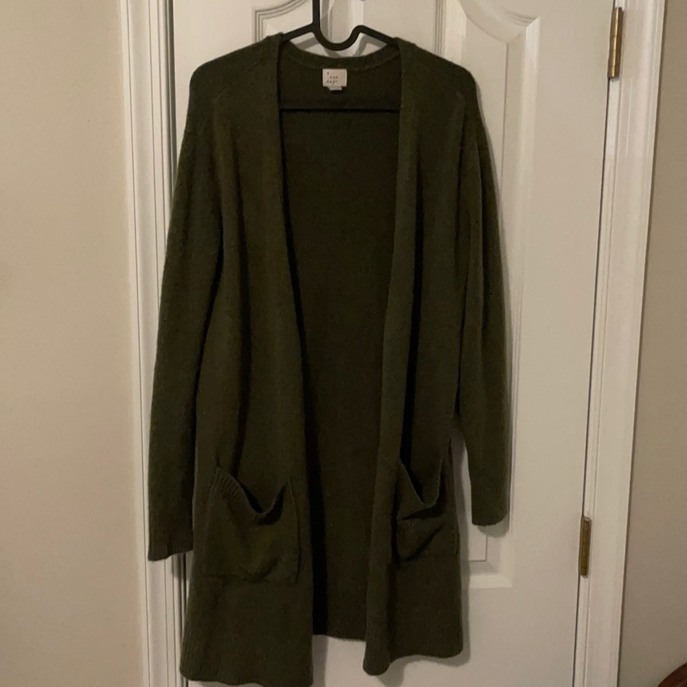 COPY - Women’s cardigan
